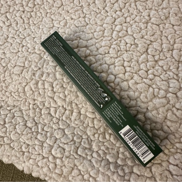 NYX Epic Smoke Liner in Sage Sparks - Picture 3 of 3